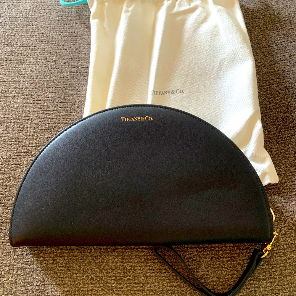 NEW Large Tiffany & Co Half Moon Wallet Clutch Pouch in Black Italian Leather